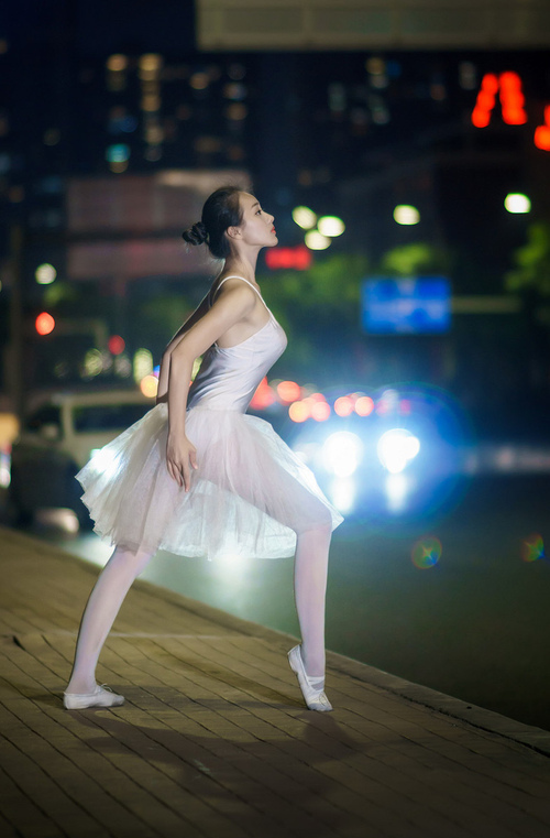 卢旺达女篮在非洲锦标赛中继续奋勇,提升国际影响力