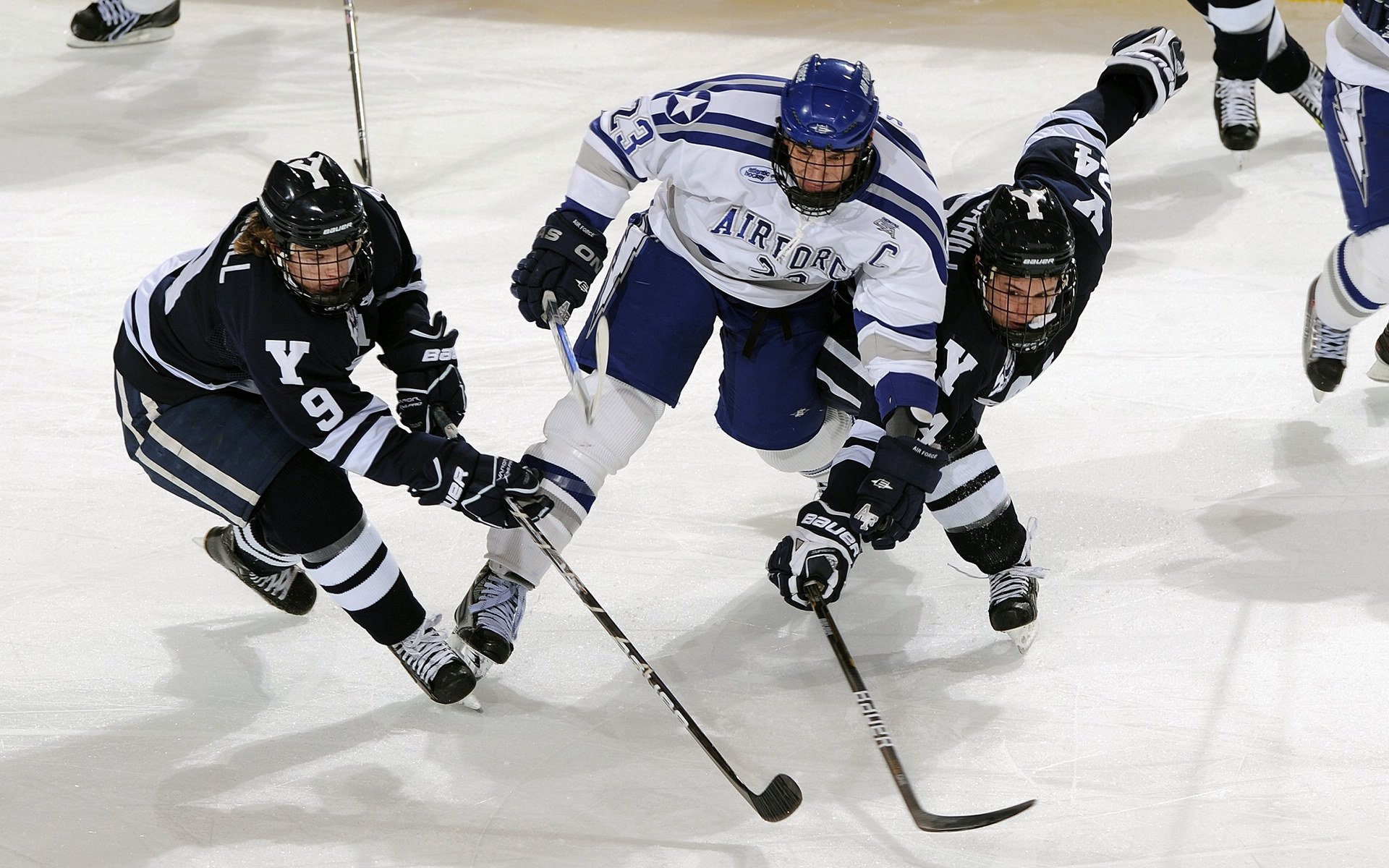 恩多比·恩乔:带领南非队突破防线,为全队提供稳定的进攻保障