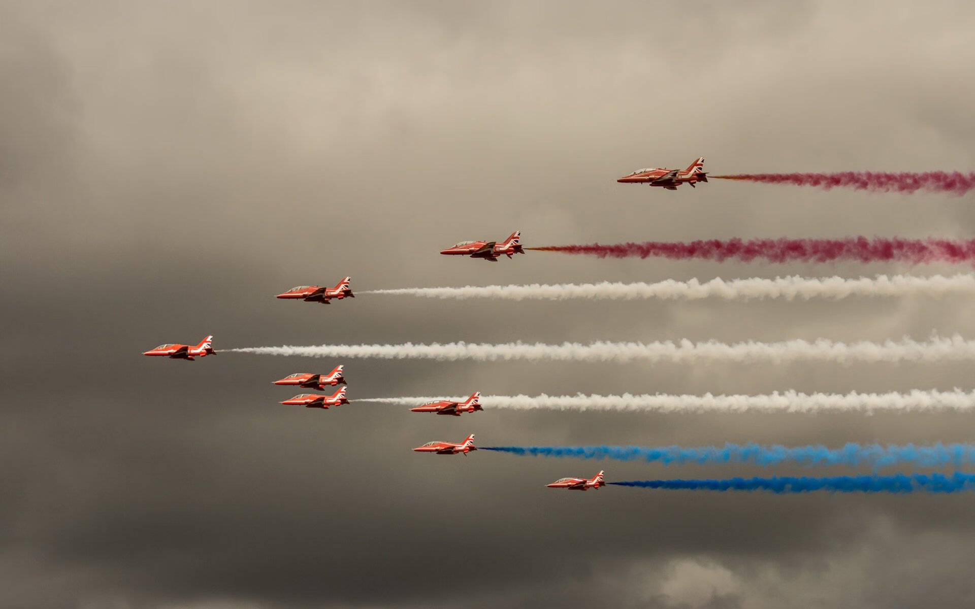 开云app-意甲快速反击：迅雷破门，令人震撼！